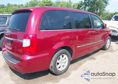 2011 Chrysler Town & Country Touring из США, поврежденный, VIN 2A4RR5DG6BR665117